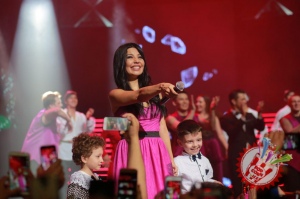 Мафтункор Шаҳзоданинг яккахон дастурининг илк кунидан фоторепортаж