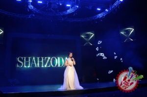 Мафтункор Шаҳзоданинг яккахон дастурининг илк кунидан фоторепортаж