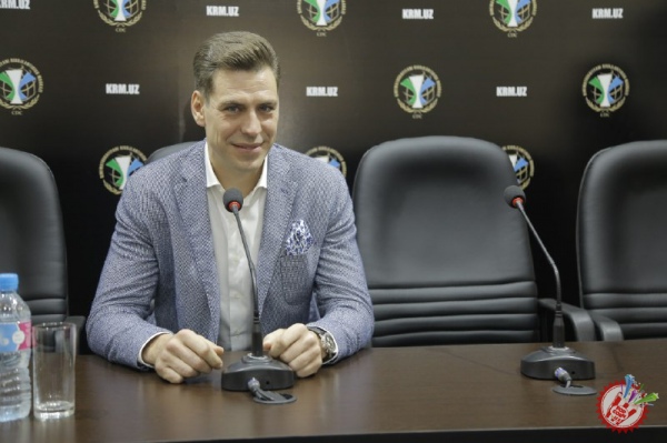 Машхур актёр Дмитрий Дюжев пойтахтимиз меҳмони бўлди