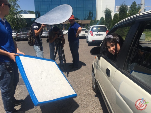 "Хоҳламайман” - навбатдаги харҳашанинг қаҳрамони ким Ойбекми ёки Нигора?