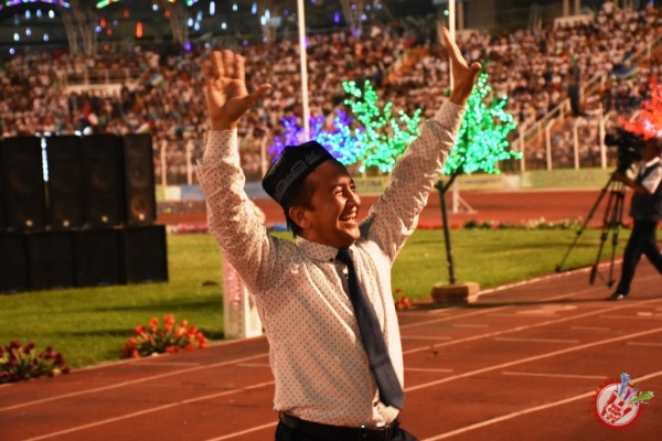 “Буюк халқимизга издош, биз ёшлар!”