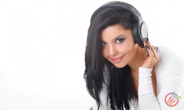 Мафтункор Шаҳзодадан ёзнинг жазирама кунида қайноқ премьера