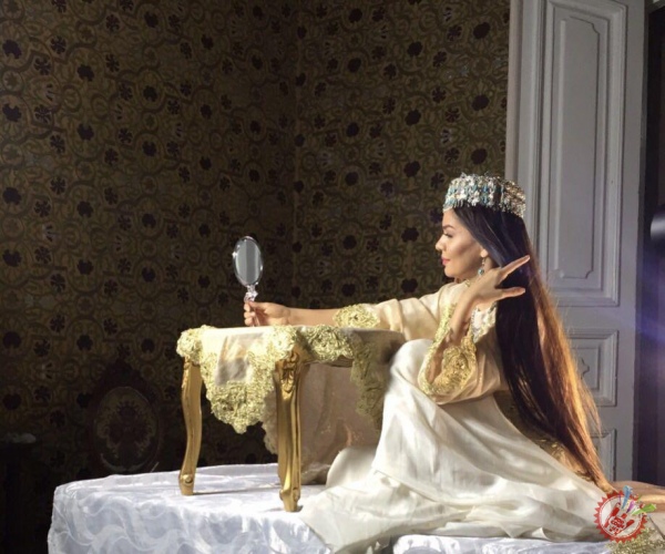 Ҳулкар Абдуллаева янги видеоклип суратга олдирди