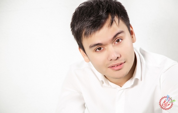 Шуҳрат Юлдашевдан мухлисларига ёқимли туҳфалар