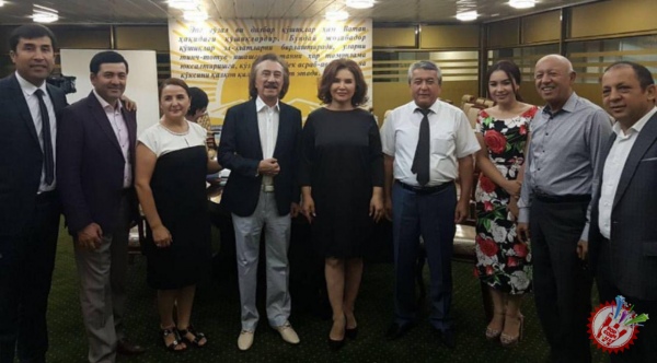 Мустақиллигимизнинг йигирма олти йиллик  байрамига бағишланган давра суҳбати ўтказилди