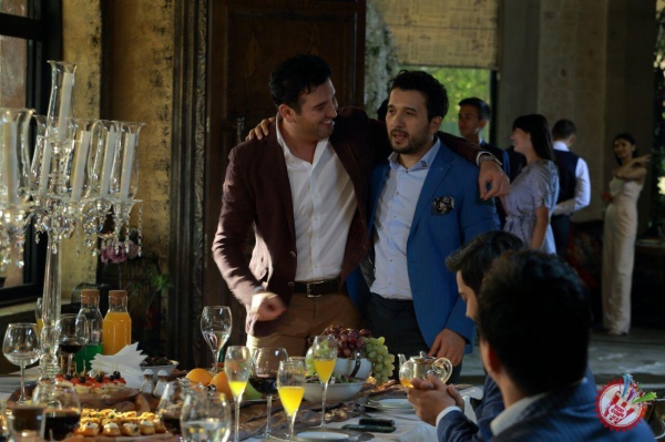 Сардор Раҳимхон ва Жонибек Муродов "Дўстон" дуэти учун видеоклип суратга олдирди