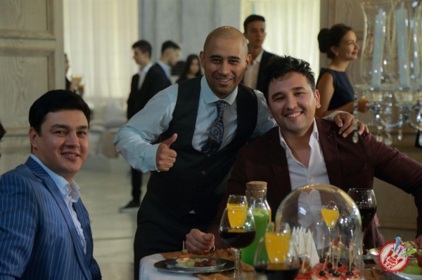 Сардор Раҳимхон ва Жонибек Муродов "Дўстон" дуэти учун видеоклип суратга олдирди