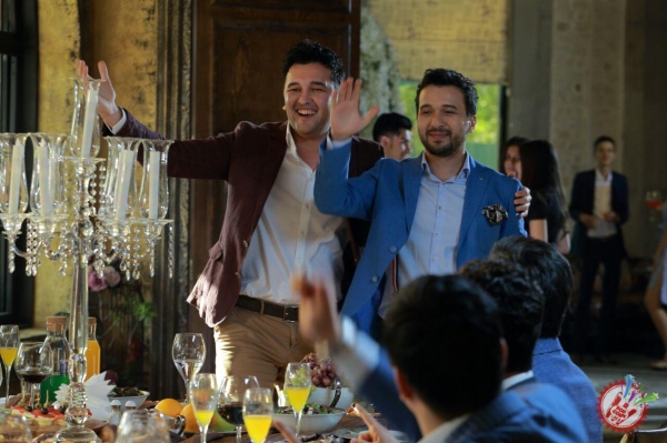 Сардор Раҳимхон ва Жонибек Муродов "Дўстон" дуэти учун видеоклип суратга олдирди