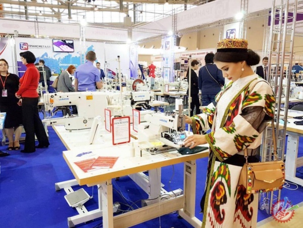 Шахзода Мухаммедова "Мода России 2017" кўргазмасида иштирок этмоқда