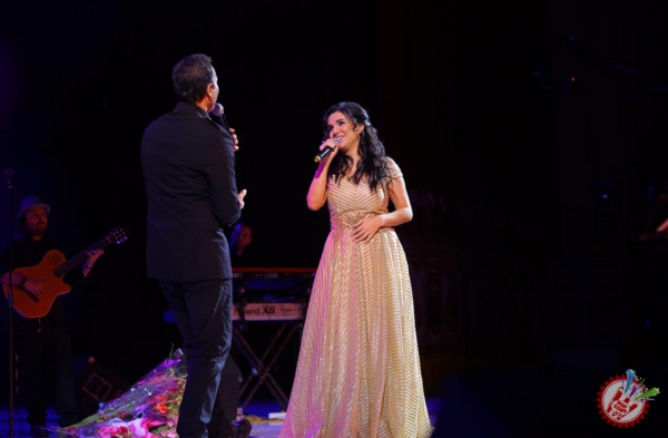 "Истиқлол" саҳнасида Нилуфар Усмонова Рафет Эл Роман билан дуэт куйлади