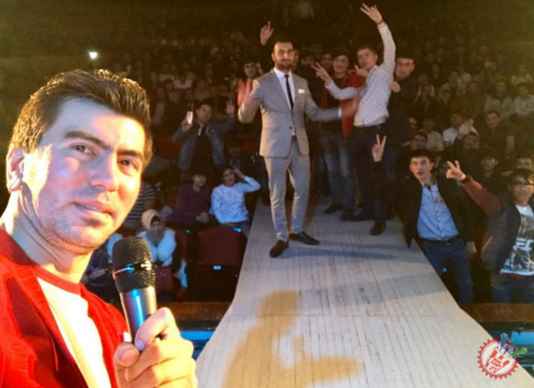 Сардор Мамадалиев Россиянинг бир нечта шахaрлaрида яккахон концерт дастурини тақдим қилди Сардор Мамадалиев Россиянинг бир нечта шахaрлaрида яккахон концерт дастурини тақдим қилди