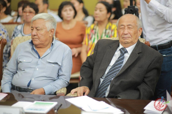 “Миллий рақс санъатининг ривожланиш тарихи, долзарб муаммолари ва замонавий концециялалари” мавзусидаги илмий-амалий конференция бўлиб ўтди