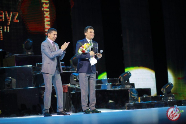 "Мавсум хитлари" тақдимот маросимидан фоторепортаж