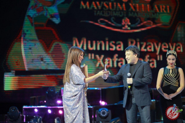 "Мавсум хитлари" тақдимот маросимидан фоторепортаж