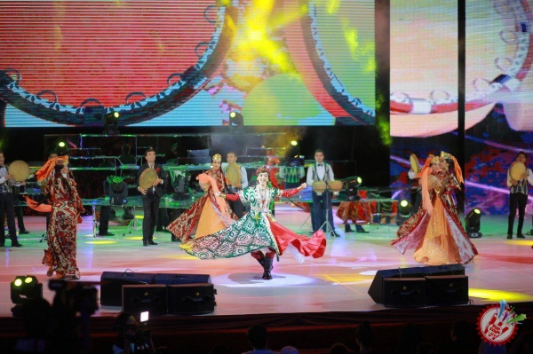 "Мавсум хитлари" тақдимот маросимидан фоторепортаж