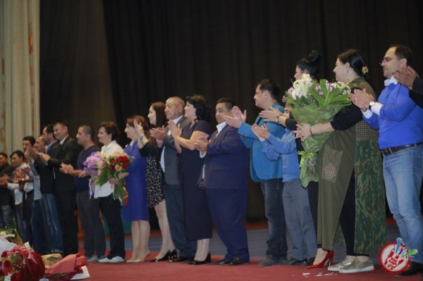 “Ада эмас, дада” мусиқали комедиясининг премьераси бўлиб ўтди