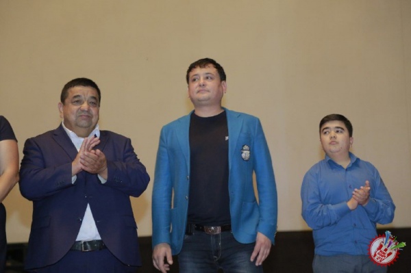 “Ада эмас, дада” мусиқали комедиясининг премьераси бўлиб ўтди