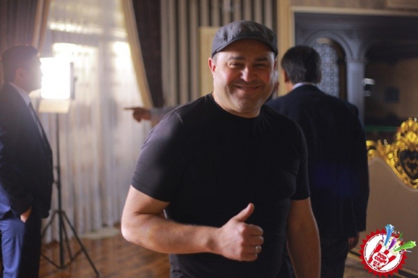 Санжар Ҳаликов янги  видеоклип устида иш бошлади