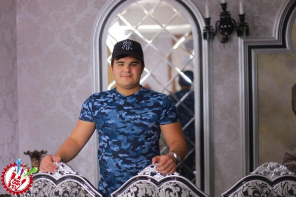 Санжар Ҳаликов янги  видеоклип устида иш бошлади