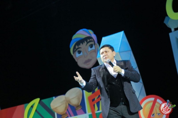 Аваз Охуннинг концерт дастурига старт берилди