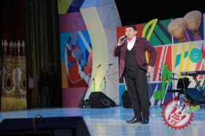 Аваз Охуннинг концерт дастурига старт берилди