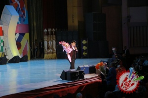 Аваз Охуннинг концерт дастурига старт берилди