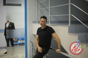 Сарвар ва Комил "Бахтли бўл" таронаси учун видеоклип суратга олдирди