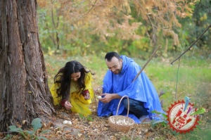 Сарвар ва Комил "Бахтли бўл" таронаси учун видеоклип суратга олдирди