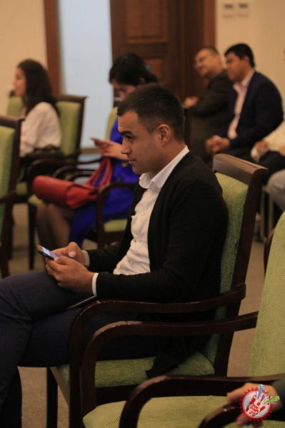 Бахром Назаров концерти олдидан матбуот анжумани  ўтказди