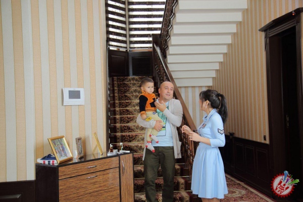 Ямин янги клип суратга олдирди