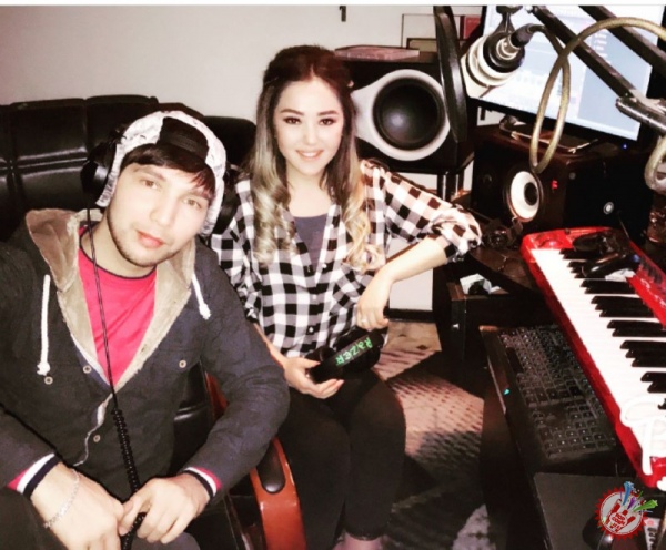 Умидахон Уммон гуруҳи билан янги қўшиқ ёзди