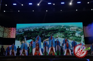 Баҳром Назаровнинг яккахон концерт дастуридан фоторепортаж