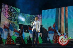 Баҳром Назаровнинг яккахон концерт дастуридан фоторепортаж