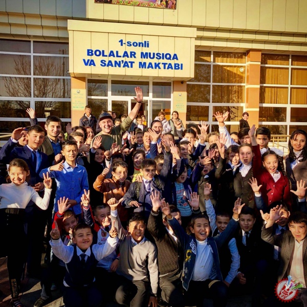 Хоразм вилоятида ёшлар билан маҳорат дарслари ўтказилди