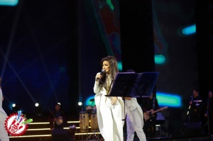 Муниса Ризаеванинг 3 кунлик концертига старт берилди