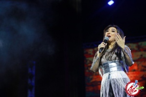 Муниса Ризаеванинг 3 кунлик концертига старт берилди