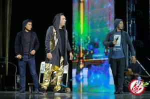 Божалар гуруҳининг концерт дастуридан фоторепортаж