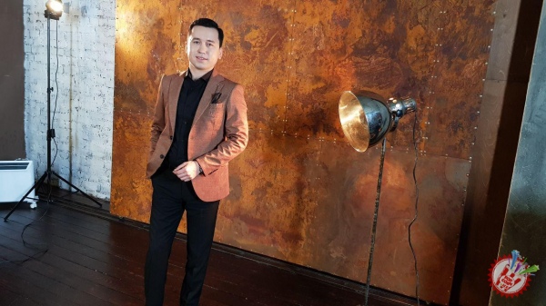 Бунёдбек Саидовдан тез кунда янги видеоклип