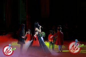 Тарона шоу янги йил галаконцерти бўлиб ўтди