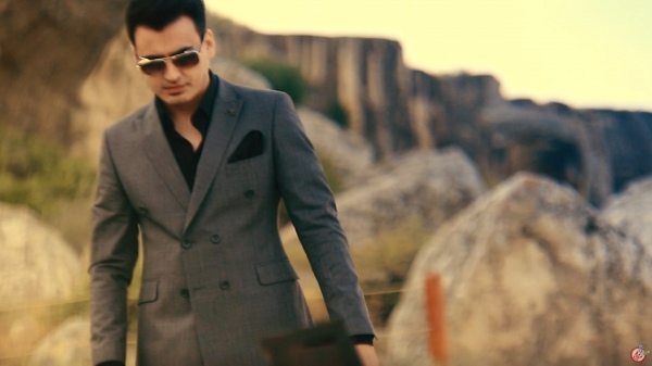 Али Отажонов “Бахтинг” қўшиғини тақдим қилди