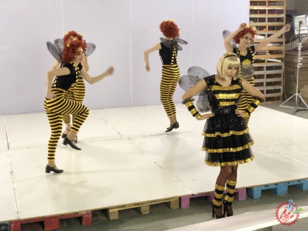 Каниза янги видеоклип суратга олдирди