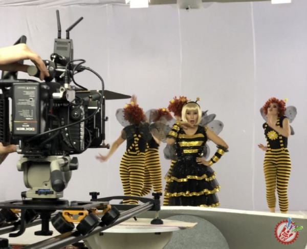 Каниза янги видеоклип суратга олдирди