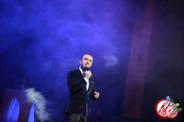 Устоз санъаткор Шерали Жўраевнинг яккахон концерт дастуридан фоторепортаж