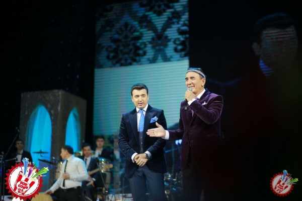 Устоз санъаткор Шерали Жўраевнинг яккахон концерт дастуридан фоторепортаж