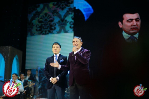 Устоз санъаткор Шерали Жўраевнинг яккахон концерт дастуридан фоторепортаж