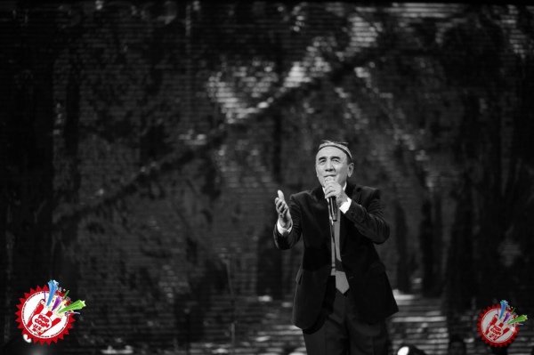 Устоз санъаткор Шерали Жўраевнинг яккахон концерт дастуридан фоторепортаж