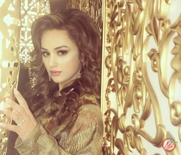 Лола Аҳмедовадан кутилмаган қўшиқ премьераси