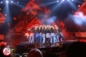 Шоҳруҳхоннинг "Ёнингдаман" номли яккахон концерт дастури бўлиб ўтмоқда