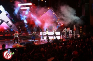 Шоҳруҳхоннинг "Ёнингдаман" номли яккахон концерт дастури бўлиб ўтмоқда