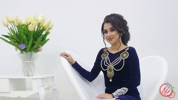 Дилсўз илк бор баҳорни у ҳақидаги қўшиқ билан қарши олмоқчи